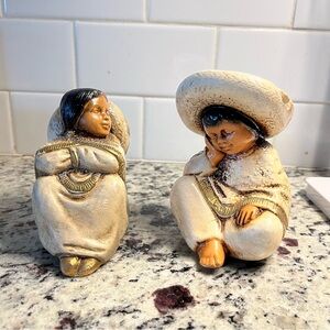 Charming Ceramic Figurines Set